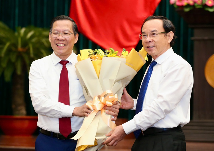 Ông Phan Văn Mãi: Mang theo tình cảm của TP HCM trong hành trình mới- Ảnh 2. Ông Phan Văn Mãi: Mang theo tình cảm của TP HCM trong hành trình mới- Ảnh 2.