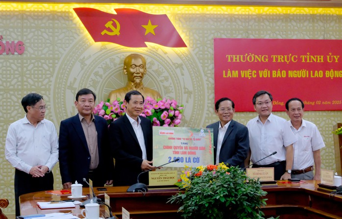 Báo Người Lao Động ký kết hợp tác với tỉnh Lâm Đồng- Ảnh 1. Báo Người Lao Động ký kết hợp tác với tỉnh Lâm Đồng- Ảnh 1.