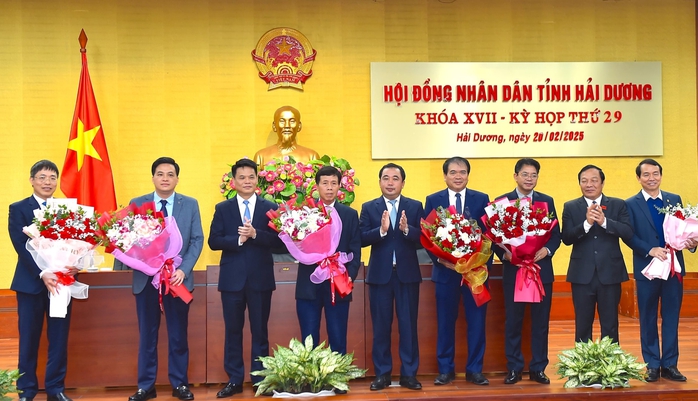 Công bố 5 tân giám đốc sở sau hợp nhất- Ảnh 2. Công bố 5 tân giám đốc sở sau hợp nhất- Ảnh 2.