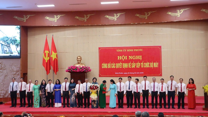 Bình Phước phân công, bổ nhiệm cán bộ sau khi tổ chức lại bộ máy- Ảnh 3. Bình Phước phân công, bổ nhiệm cán bộ sau khi tổ chức lại bộ máy- Ảnh 3.