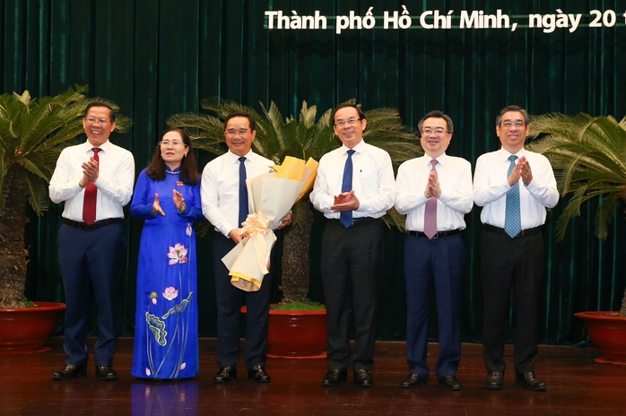 Ông Nguyễn Văn Được làm Chủ tịch UBND TP HCM- Ảnh 2. Ông Nguyễn Văn Được làm Chủ tịch UBND TP HCM- Ảnh 2.