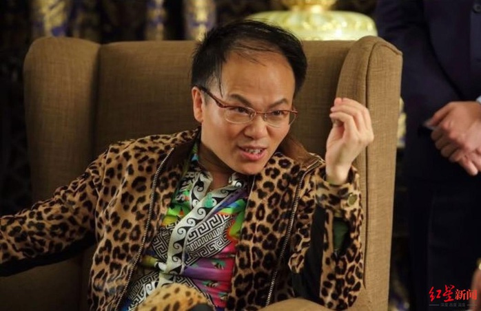 Diễn viên "Mỹ nhân ngư" ngập trong lời tố dâm ô trẻ em- Ảnh 1. Diễn viên "Mỹ nhân ngư" ngập trong lời tố dâm ô trẻ em- Ảnh 1.