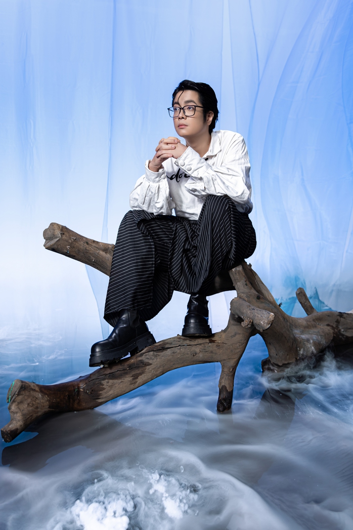 Fan thách "đấu vocal", Trung Quân và Bùi Anh Tuấn chọn "thư giãn"
- Ảnh 3. Fan thách "đấu vocal", Trung Quân và Bùi Anh Tuấn chọn "thư giãn"
- Ảnh 3.