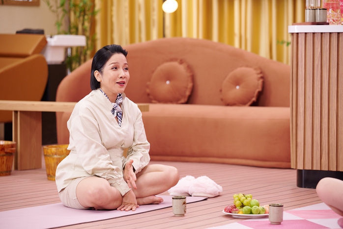 Mỹ Linh tuyên bố bỏ nghề hát để về làm bà chủ spa?
- Ảnh 2. Mỹ Linh tuyên bố bỏ nghề hát để về làm bà chủ spa?
- Ảnh 2.