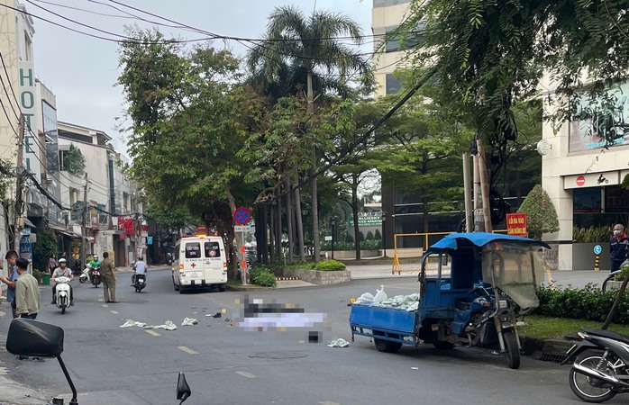 Tai nạn giao thông nghiêm trọng ở quận Tân Bình- Ảnh 1. Tai nạn giao thông nghiêm trọng ở quận Tân Bình- Ảnh 1.