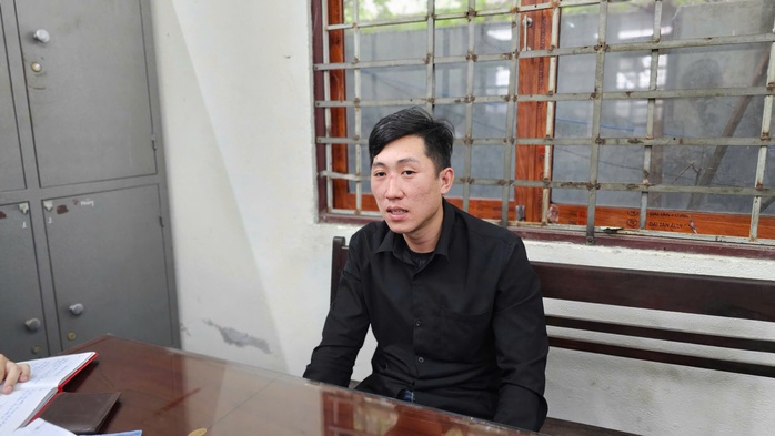 Ghẹo gái tại “phố Hồng Kông”, nam thanh niên bị đánh nhập viện- Ảnh 2. Ghẹo gái tại “phố Hồng Kông”, nam thanh niên bị đánh nhập viện- Ảnh 2.