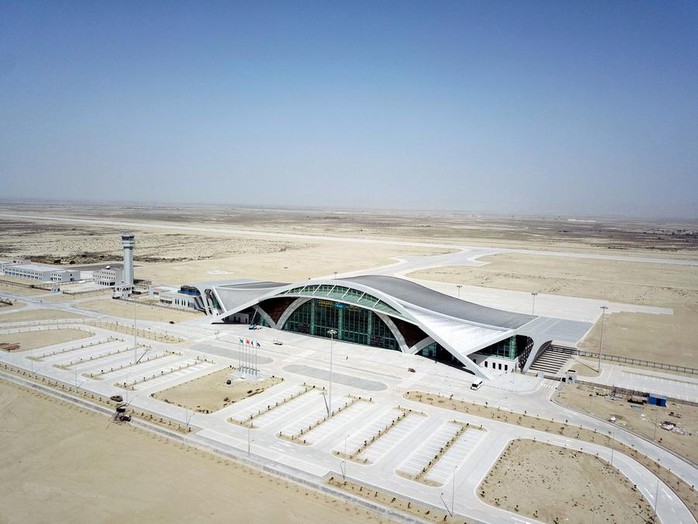 Sân bay quốc tế lớn nhất Pakistan không một bóng hành khách- Ảnh 1. Sân bay quốc tế lớn nhất Pakistan không một bóng hành khách- Ảnh 1.