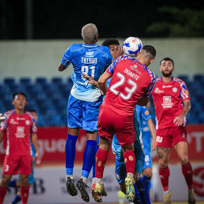 Highlight CLB TP HCM thoát thua nhờ ngoại binh- Ảnh 3. Highlight CLB TP HCM thoát thua nhờ ngoại binh- Ảnh 3.
