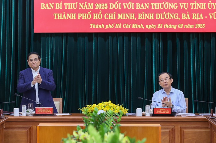 Công bố quyết định kiểm tra của Bộ Chính trị, Ban Bí thư với TP HCM, Bình Dương, Bà Rịa - Vũng Tàu- Ảnh 1. Công bố quyết định kiểm tra của Bộ Chính trị, Ban Bí thư với TP HCM, Bình Dương, Bà Rịa - Vũng Tàu- Ảnh 1.