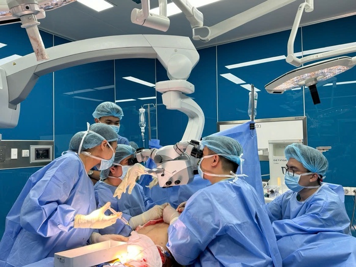 Điều trị kỹ thuật cao tại Bệnh viện Bạch Mai (Hà Nội) Ảnh: NGỌC DUNG Điều trị kỹ thuật cao tại Bệnh viện Bạch Mai (Hà Nội) Ảnh: NGỌC DUNG