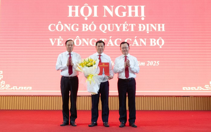 Bà Rịa - Vũng Tàu công bố quyết định nhân sự chủ chốt - Ảnh 1. Bà Rịa - Vũng Tàu công bố quyết định nhân sự chủ chốt - Ảnh 1.
