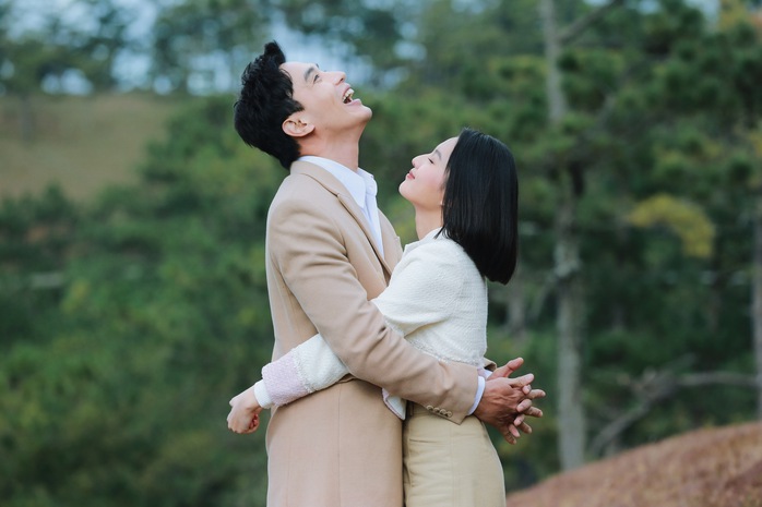 Bích Ngọc bác tin "phim giả tình thật" với Thuận Nguyễn- Ảnh 5. Bích Ngọc bác tin "phim giả tình thật" với Thuận Nguyễn- Ảnh 5.