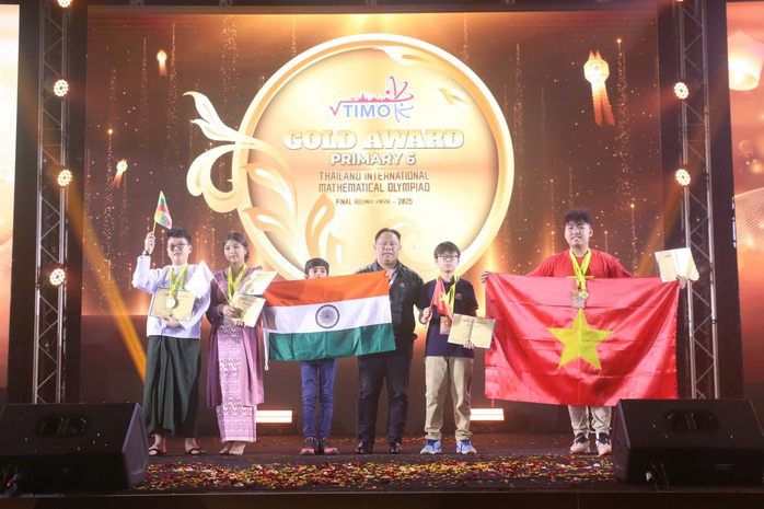 Nam sinh lớp 6 đoạt huy chương vàng Olympic toán học quốc tế TIMO- Ảnh 1. Nam sinh lớp 6 đoạt huy chương vàng Olympic toán học quốc tế TIMO- Ảnh 1.