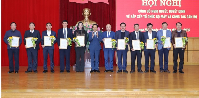 Thanh Hóa thành lập mới 6 sở, giảm 5 giám đốc sở sau sắp xếp- Ảnh 1. Thanh Hóa thành lập mới 6 sở, giảm 5 giám đốc sở sau sắp xếp- Ảnh 1.