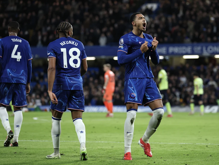 Chelsea thắng "4 sao", đẩy Man City khỏi Top 4 Ngoại hạng- Ảnh 3. Chelsea thắng "4 sao", đẩy Man City khỏi Top 4 Ngoại hạng- Ảnh 3.
