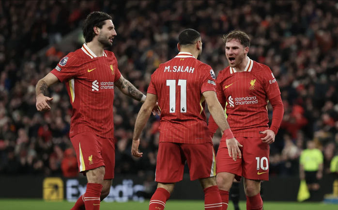 Salah lập đại công kiến tạo, Liverpool vững ngôi đầu Ngoại hạng Anh- Ảnh 3. Salah lập đại công kiến tạo, Liverpool vững ngôi đầu Ngoại hạng Anh- Ảnh 3.