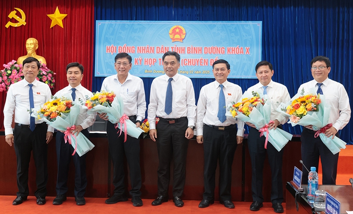 Ông Bùi Minh Trí được bầu làm Phó Chủ tịch UBND tỉnh Bình Dương- Ảnh 2. Ông Bùi Minh Trí được bầu làm Phó Chủ tịch UBND tỉnh Bình Dương- Ảnh 2.