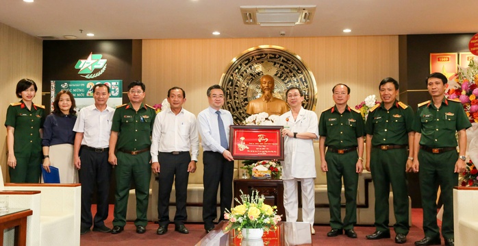 TP HCM: Tri ân những người đã đóng góp cho ngành y tế nước nhà- Ảnh 2. TP HCM: Tri ân những người đã đóng góp cho ngành y tế nước nhà- Ảnh 2.
