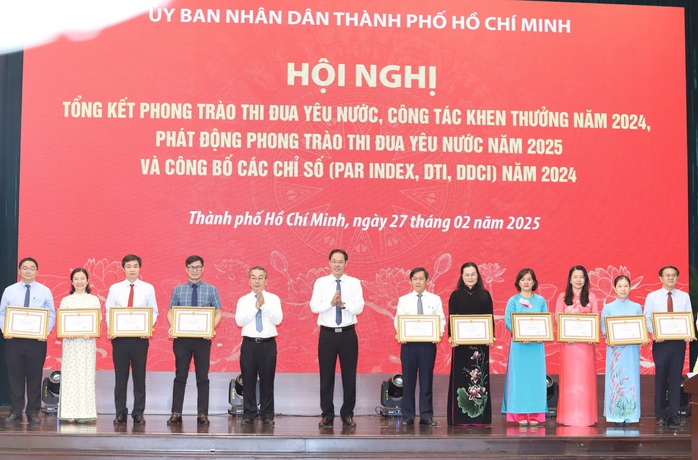 TP HCM công bố chỉ số PAR Index, DTI, DDCI: Đơn vị nào dẫn đầu?- Ảnh 3. TP HCM công bố chỉ số PAR Index, DTI, DDCI: Đơn vị nào dẫn đầu?- Ảnh 3.