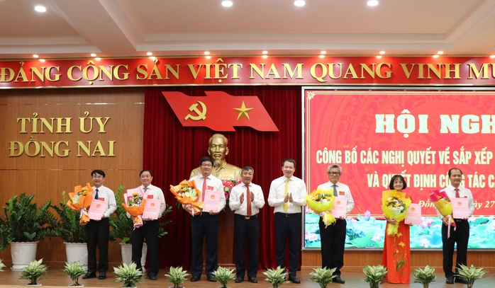 Đồng Nai thành lập 6 sở mới, ai là giám đốc sau khi sáp nhập?- Ảnh 2. Đồng Nai thành lập 6 sở mới, ai là giám đốc sau khi sáp nhập?- Ảnh 2.