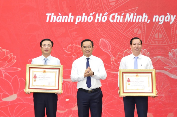 Chủ tịch Nguyễn Văn Được: Đặt khát vọng vào hành động, đưa TP HCM phát triển mạnh mẽ- Ảnh 3. Chủ tịch Nguyễn Văn Được: Đặt khát vọng vào hành động, đưa TP HCM phát triển mạnh mẽ- Ảnh 3.