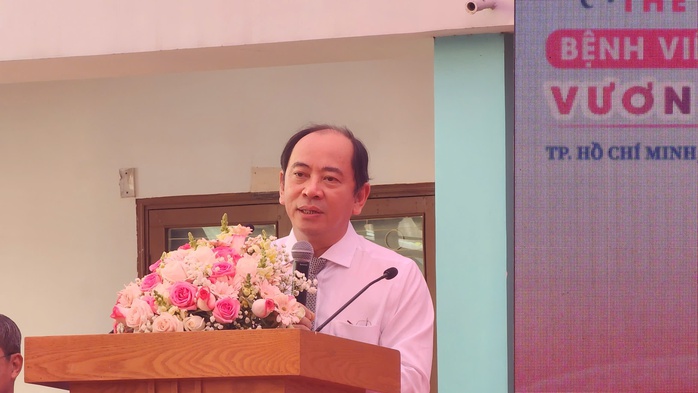 Giám đốc Sở Y tế TP HCM: Tự hào thành tựu, sẵn sàng đón thách thức mới- Ảnh 1. Giám đốc Sở Y tế TP HCM: Tự hào thành tựu, sẵn sàng đón thách thức mới- Ảnh 1.
