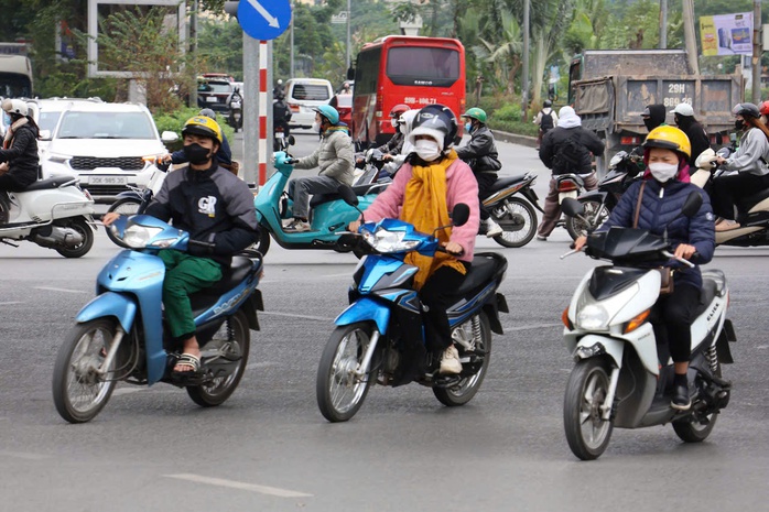 Không khí lạnh kèm mưa khiến miền Bắc rét đậm, rét hại- Ảnh 1. Không khí lạnh kèm mưa khiến miền Bắc rét đậm, rét hại- Ảnh 1.