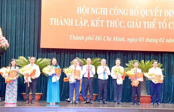 Chi tiết 21 cơ quan Đảng của TP HCM kết thúc hoạt động và giải thể- Ảnh 2. Chi tiết 21 cơ quan Đảng của TP HCM kết thúc hoạt động và giải thể- Ảnh 2.