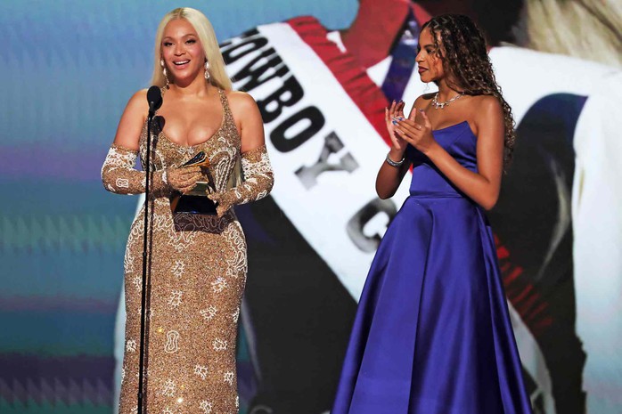Grammy lần thứ 67- 2025: Beyoncé lập kỳ tích, The Beatles tái xuất ngoạn mục- Ảnh 2. Grammy lần thứ 67- 2025: Beyoncé lập kỳ tích, The Beatles tái xuất ngoạn mục- Ảnh 2.