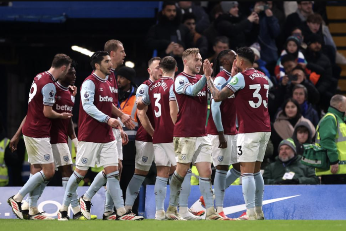 Chelsea ngược dòng hạ West Ham, bay cao Top 4 Ngoại hạng- Ảnh 3. Chelsea ngược dòng hạ West Ham, bay cao Top 4 Ngoại hạng- Ảnh 3.