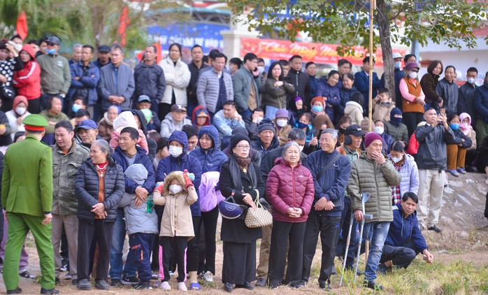Một nông dân vào vai nhà vua đi cày ruộng- Ảnh 15. Một nông dân vào vai nhà vua đi cày ruộng- Ảnh 15.
