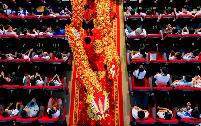 Cuộc thi viết "TẾT THỜI SỐ": Tết truyền thống giữa dòng chảy công nghệ- Ảnh 1. Cuộc thi viết "TẾT THỜI SỐ": Tết truyền thống giữa dòng chảy công nghệ- Ảnh 1.