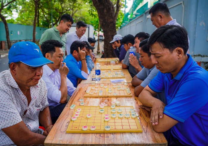 Cuộc thi viết "TẾT THỜI SỐ": Tết truyền thống giữa dòng chảy công nghệ- Ảnh 8. Cuộc thi viết "TẾT THỜI SỐ": Tết truyền thống giữa dòng chảy công nghệ- Ảnh 8.