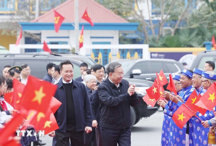 Tổng Bí thư Tô Lâm dự Lễ phát động Tết trồng cây Xuân Ất Tỵ năm 2025 tại Hưng Yên- Ảnh 1. Tổng Bí thư Tô Lâm dự Lễ phát động Tết trồng cây Xuân Ất Tỵ năm 2025 tại Hưng Yên- Ảnh 1.