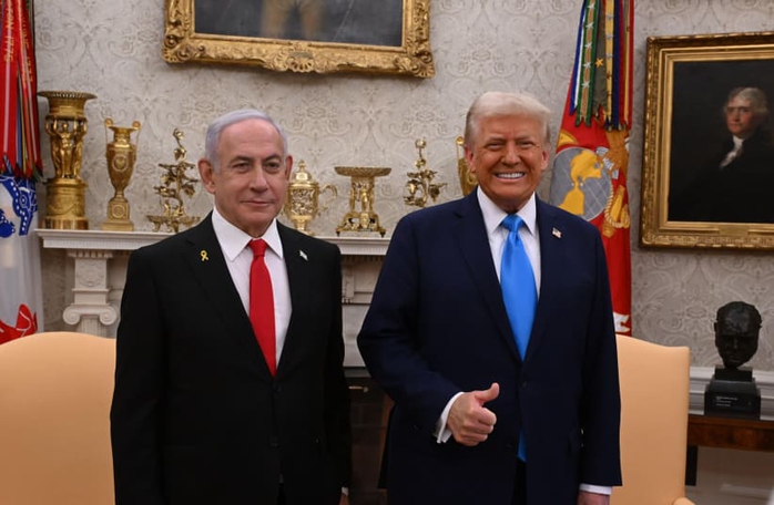 Tổng thống Trump nói Mỹ sẽ "tiếp quản Dải Gaza"- Ảnh 1. Tổng thống Trump nói Mỹ sẽ "tiếp quản Dải Gaza"- Ảnh 1.