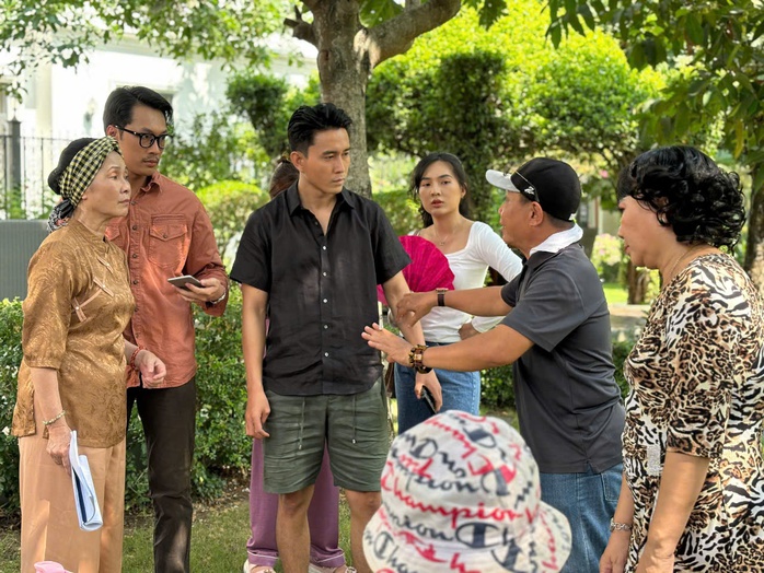 "Mẹ chồng quốc dân" Lan Hương tái xuất màn ảnh nhỏ- Ảnh 5. "Mẹ chồng quốc dân" Lan Hương tái xuất màn ảnh nhỏ- Ảnh 5.