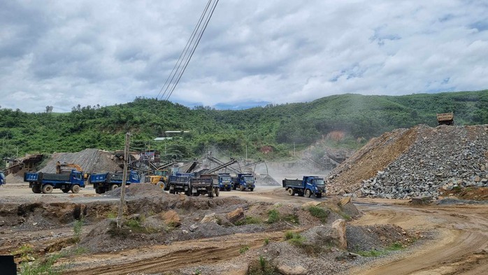 Đà Nẵng: Thanh tra lộ ra hàng trăm ngàn m3 khoáng sản khai thác trái phép- Ảnh 1. Đà Nẵng: Thanh tra lộ ra hàng trăm ngàn m3 khoáng sản khai thác trái phép- Ảnh 1.