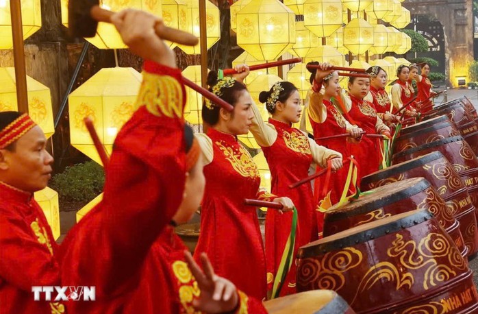 Chủ tịch nước Lương Cường chủ trì Lễ dâng hương khai Xuân tại Hoàng thành Thăng Long- Ảnh 9. Chủ tịch nước Lương Cường chủ trì Lễ dâng hương khai Xuân tại Hoàng thành Thăng Long- Ảnh 9.