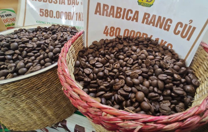 Giá cà phê hôm nay 6-2: Robusta tăng tiếp, Arabica lập kỷ lục mới- Ảnh 1. Giá cà phê hôm nay 6-2: Robusta tăng tiếp, Arabica lập kỷ lục mới- Ảnh 1.
