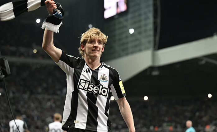 Thắng thuyết phục Arsenal, Newcastle giành vé chung kết League Cup- Ảnh 4. Thắng thuyết phục Arsenal, Newcastle giành vé chung kết League Cup- Ảnh 4.