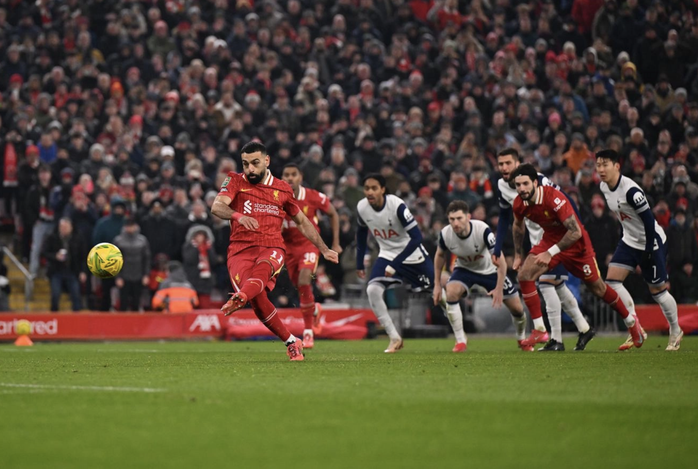 "Mở tiệc" bàn thắng trước Tottenham, Liverpool đoạt vé dự chung kết League Cup- Ảnh 3. "Mở tiệc" bàn thắng trước Tottenham, Liverpool đoạt vé dự chung kết League Cup- Ảnh 3.