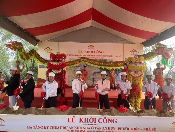 Dự án dân cư ở TP HCM tái khởi công sau gần 20 năm, người dân mừng phát khóc- Ảnh 1. Dự án dân cư ở TP HCM tái khởi công sau gần 20 năm, người dân mừng phát khóc- Ảnh 1.