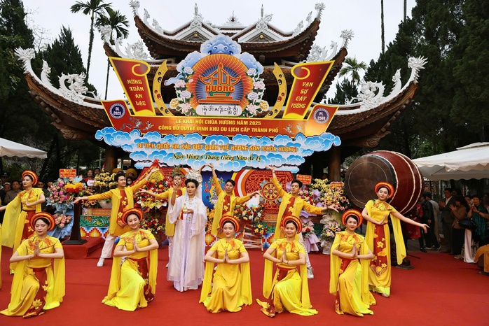 Xử lý nghiêm các vi phạm trong hoạt động lễ hội- Ảnh 1. Xử lý nghiêm các vi phạm trong hoạt động lễ hội- Ảnh 1.