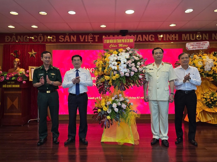 Bổ nhiệm ông Lê Văn Đông giữ chức Viện trưởng VKSND TP HCM- Ảnh 4. Bổ nhiệm ông Lê Văn Đông giữ chức Viện trưởng VKSND TP HCM- Ảnh 4.