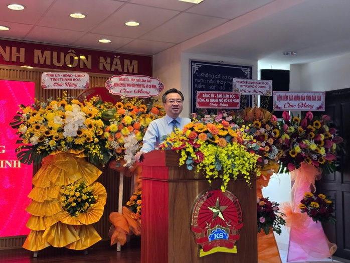 Bổ nhiệm ông Lê Văn Đông giữ chức Viện trưởng VKSND TP HCM- Ảnh 2. Bổ nhiệm ông Lê Văn Đông giữ chức Viện trưởng VKSND TP HCM- Ảnh 2.