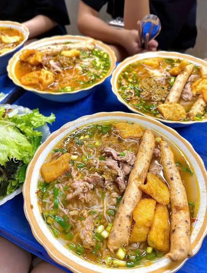 Mạnh tay xử lý nạn "chặt chém"- Ảnh 1. Mạnh tay xử lý nạn "chặt chém"- Ảnh 1.