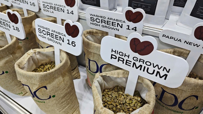 Giá cà phê hôm nay 7-2: Arabica phá kỷ lục, Robusta vượt mốc 130.000 đồng/kg - Ảnh 1. Giá cà phê hôm nay 7-2: Arabica phá kỷ lục, Robusta vượt mốc 130.000 đồng/kg - Ảnh 1.