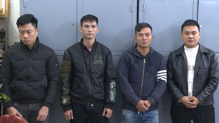 Nghi bị thua hơn 300 triệu đồng vì đánh bạc bịp, rút súng colt quay cướp sới bạc- Ảnh 1. Nghi bị thua hơn 300 triệu đồng vì đánh bạc bịp, rút súng colt quay cướp sới bạc- Ảnh 1.