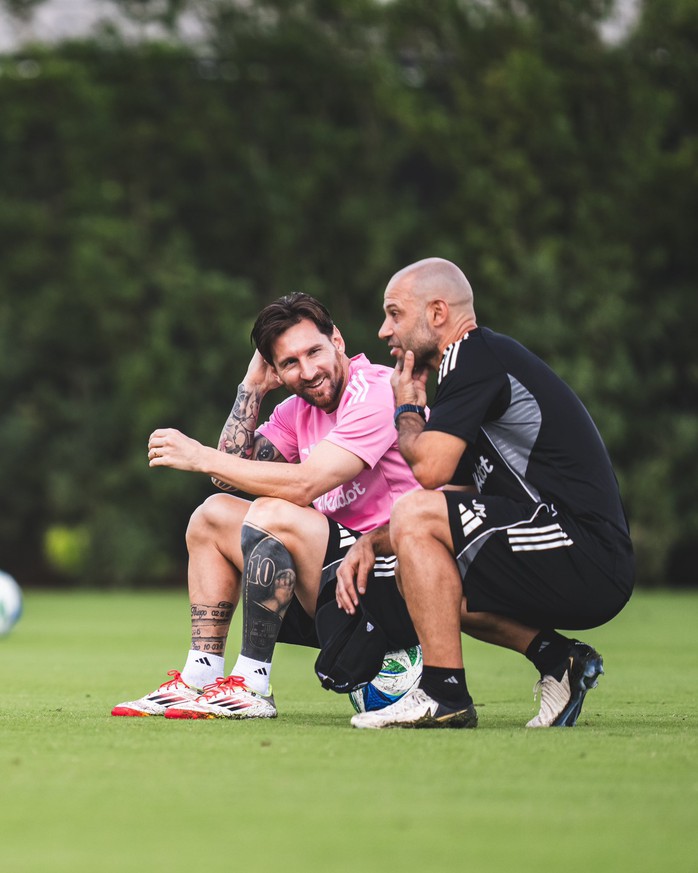 Giá xem Messi 1 trận gấp đôi vé mùa dù MLS chưa khởi tranh- Ảnh 1. Giá xem Messi 1 trận gấp đôi vé mùa dù MLS chưa khởi tranh- Ảnh 1.