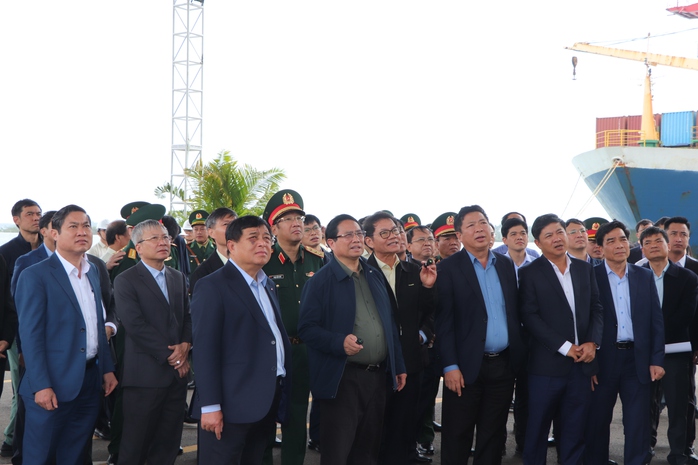 Thủ tướng "đặt hàng" THACO nghiên cứu, sản xuất tàu đường sắt tốc độ cao- Ảnh 7. Thủ tướng "đặt hàng" THACO nghiên cứu, sản xuất tàu đường sắt tốc độ cao - Ảnh 10.